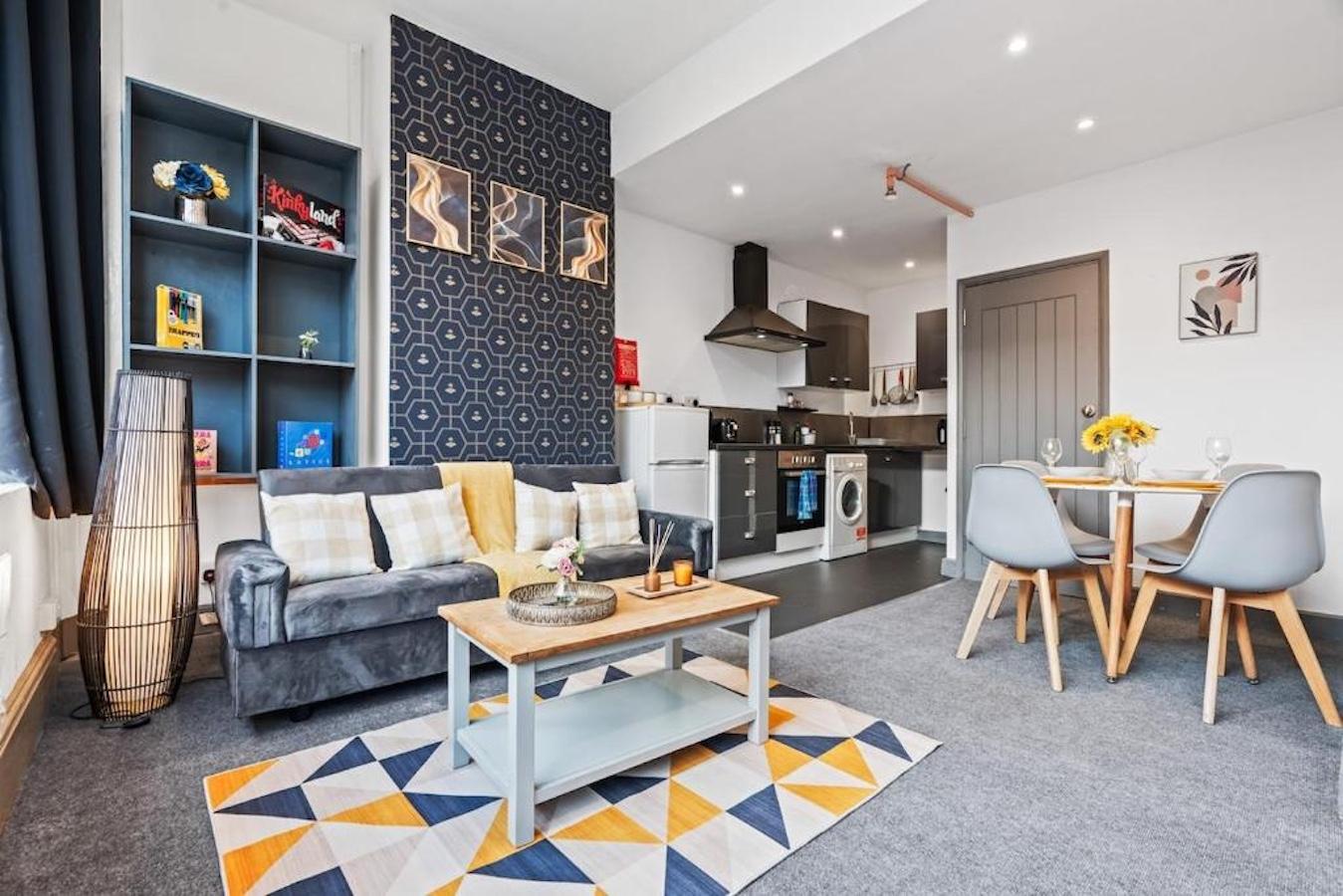 Stylish City-Centre Stay in Leicester | Market St5